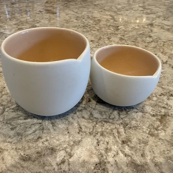 Nespresso x India Mahdavi Designer Cups – White & Blush Set - Picture 2 of 3